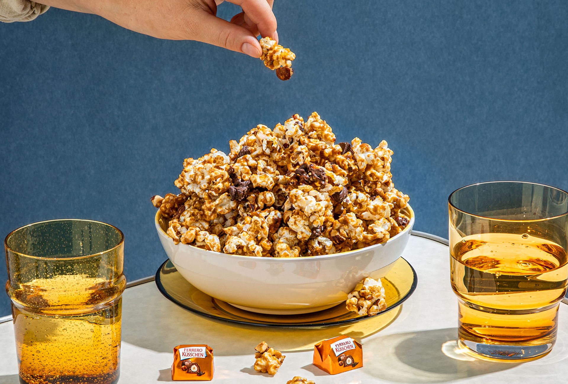 Guten Freunden gibt man ein Küsschen!